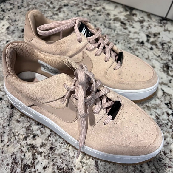 Nike Platform Suede Shoe - Picture 2 of 11